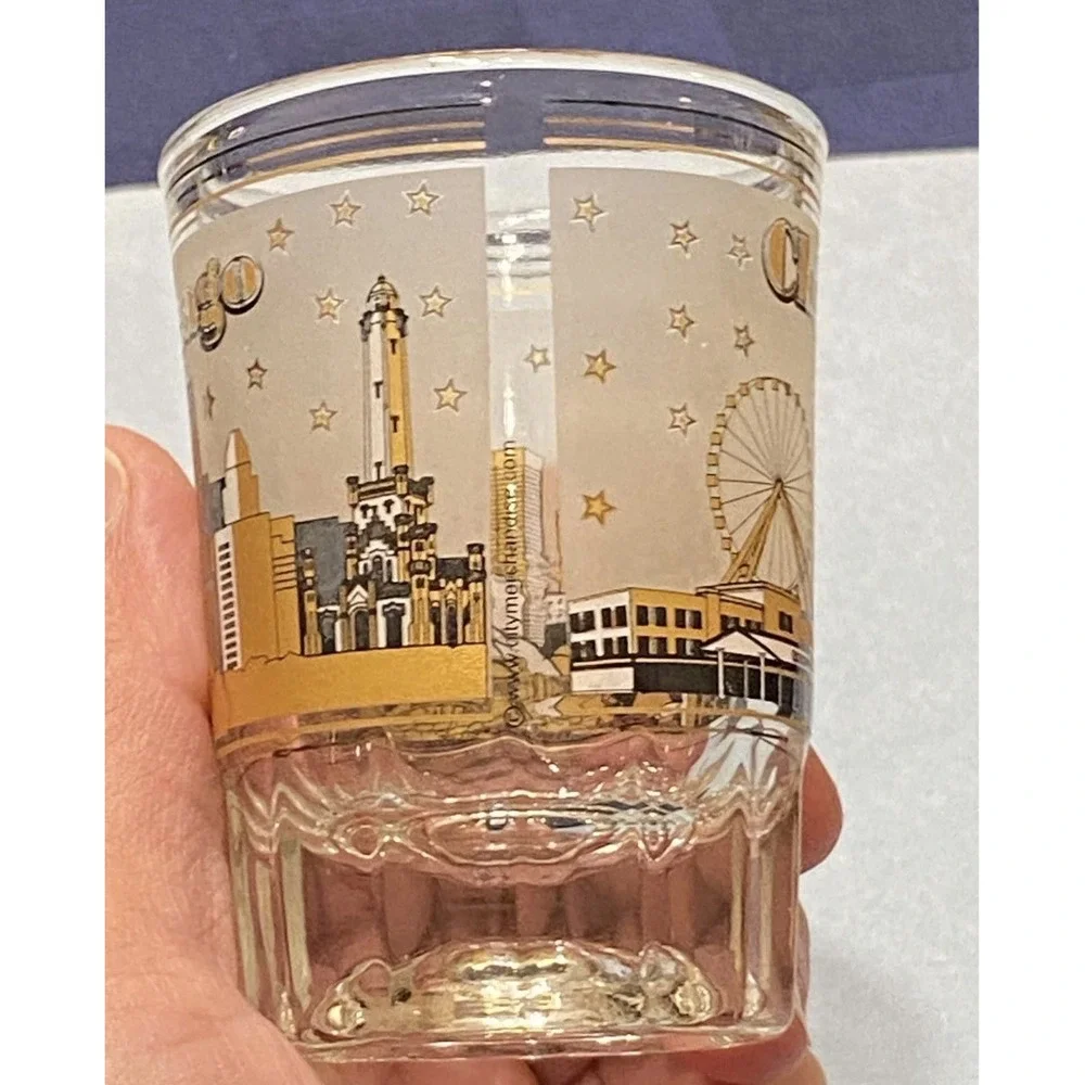 Vintage Chicago Illinois Black Gold Skyline Souvenir Shot Glass Barware